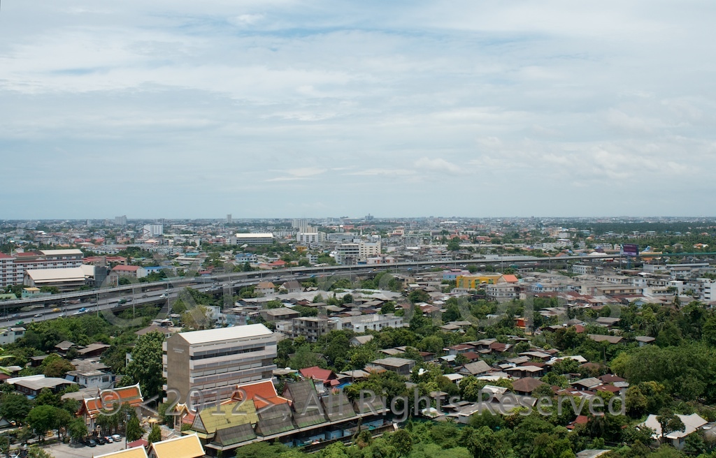 Thonburi side