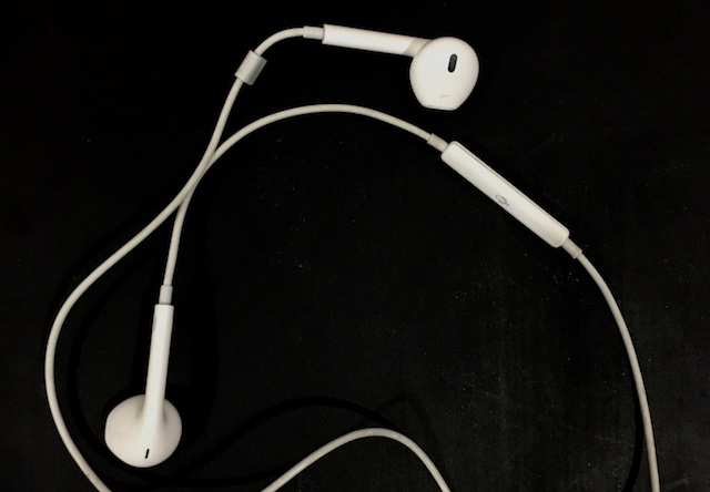 iPhone earbuds