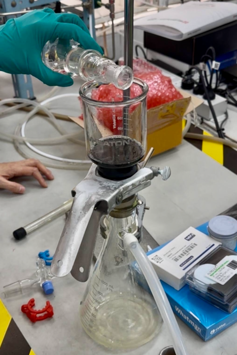 Nanotubes dispersed in water