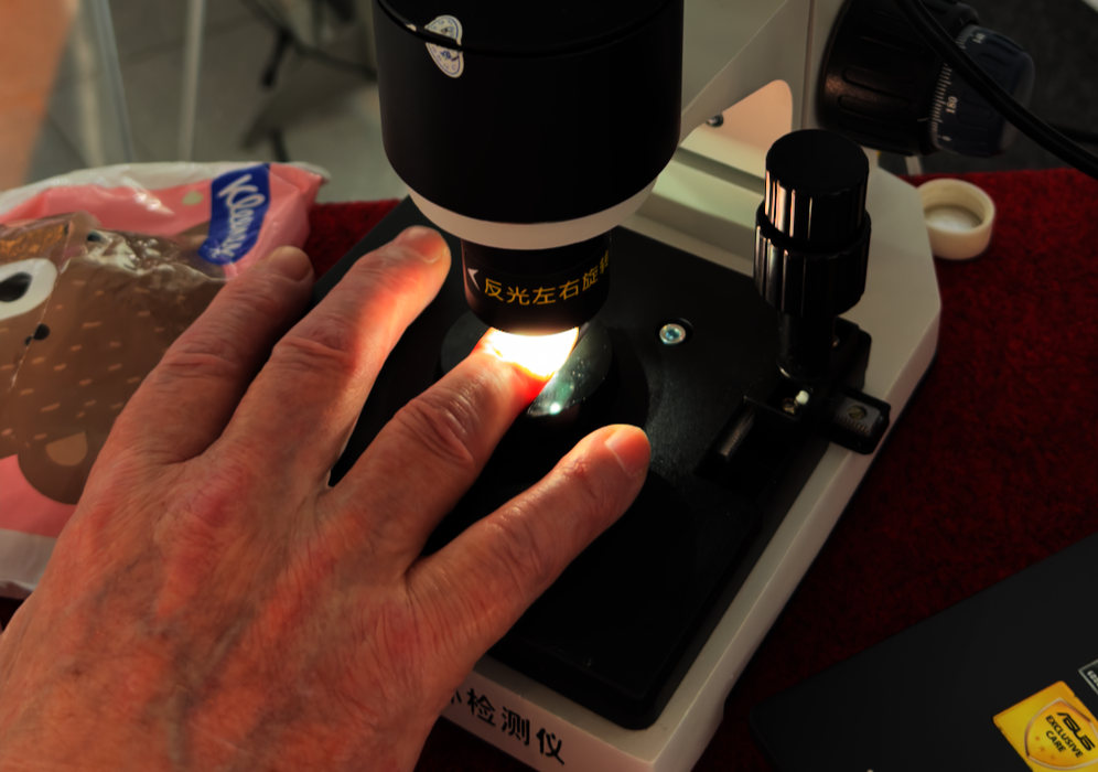 testing the finger
