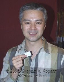 Tony Li with iPod shuffle