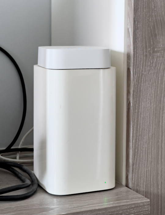 Apple Airport router