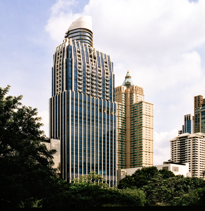 Haseelblad, Phoenix, Chidlom