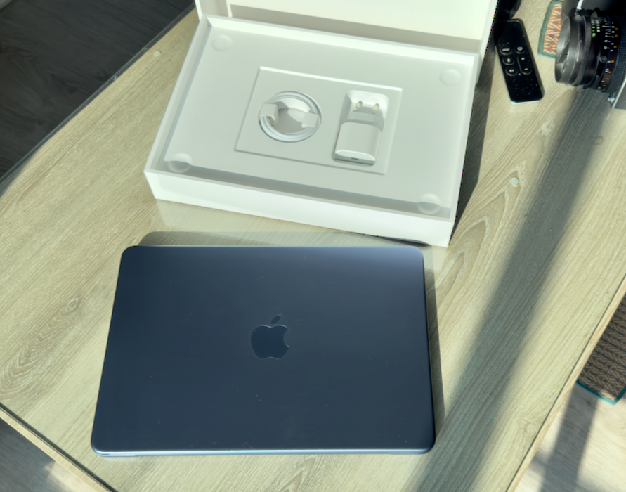 Neo and what is in the box