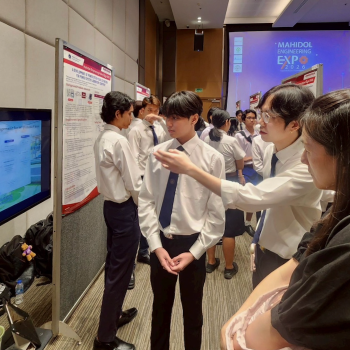 Wolffia water level project students